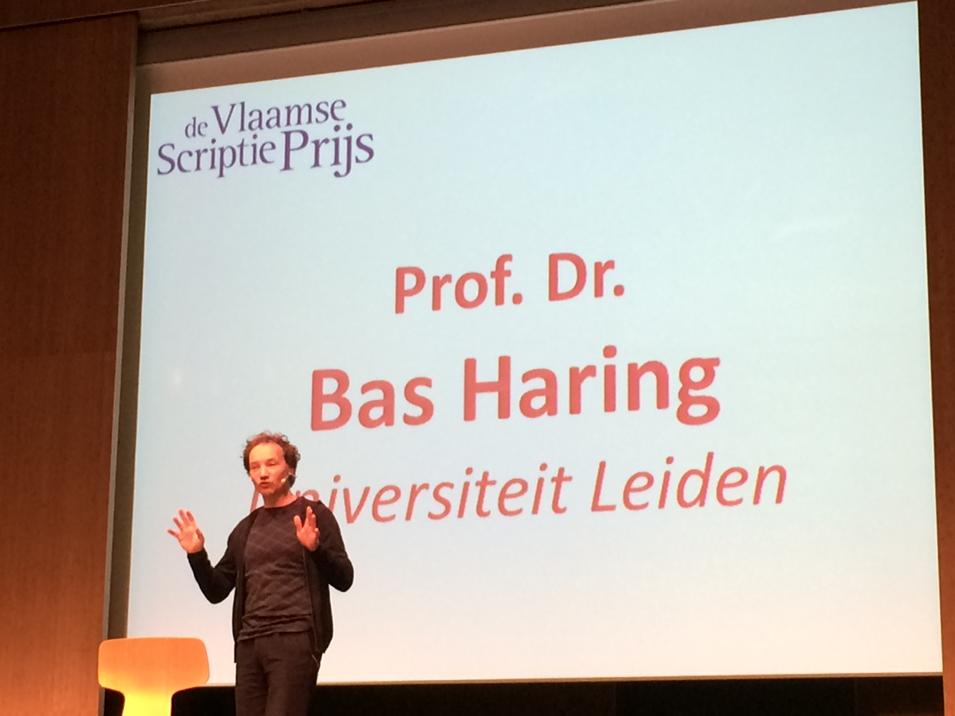 reinoutverbeke's tweet photo. @Bas_Haring vertelt verhaal van Bill Phillips. Bouwde 'hydraulische computer' om economie te begrijpen #VSP2014 http://t.co/l25sRNDS7D