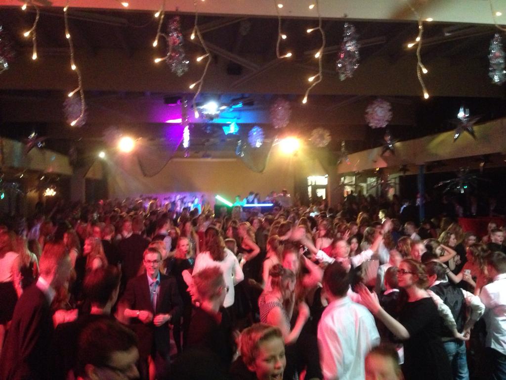 ActiviteitenLC's tweet photo. #kerstgala14 http://t.co/yyFtoPlRGN