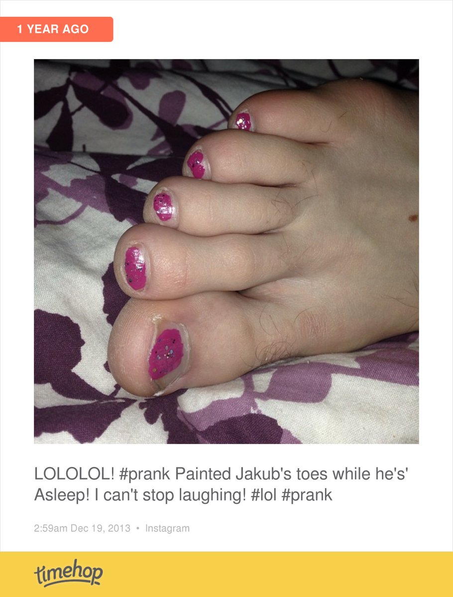 arsxlonga's tweet photo. one of my greater pranks on Jakub http://t.co/V5XEzpdoPQ http://t.co/eoE3n4B6aL