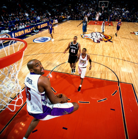 NBAAllStar on X: #TBTVince Carter throws down during the 2000 #NBAAllStar  game! #ThrowdownThursday  / X