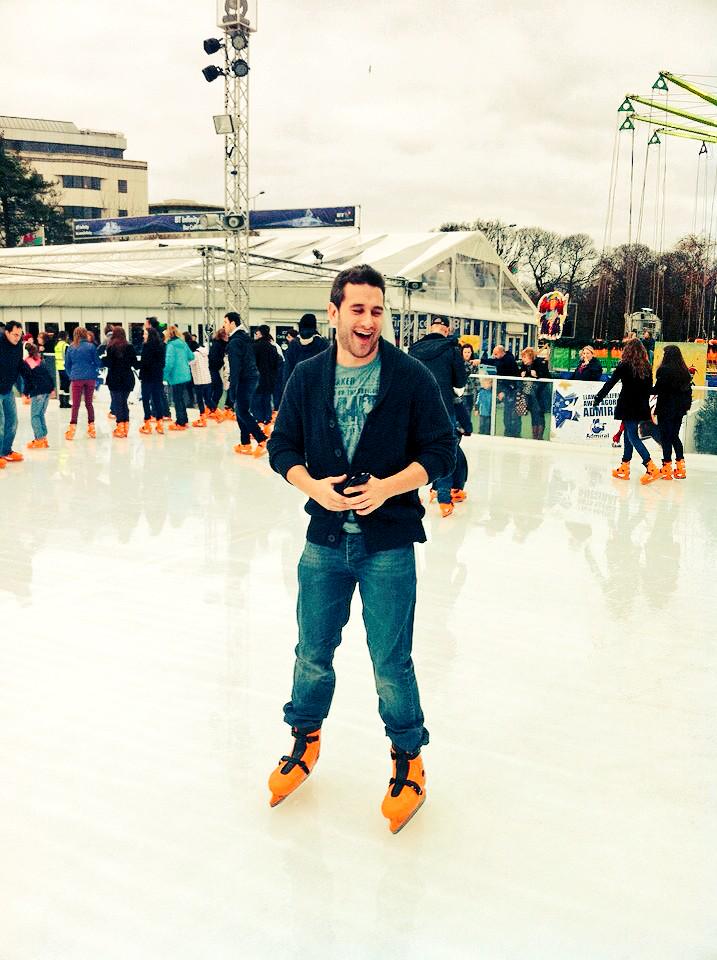 danziniblo's tweet photo. #ThrowbackThursday with @arobson1986 carving some fine shapes at Winter Wonderland http://t.co/NPH0L8tRBJ