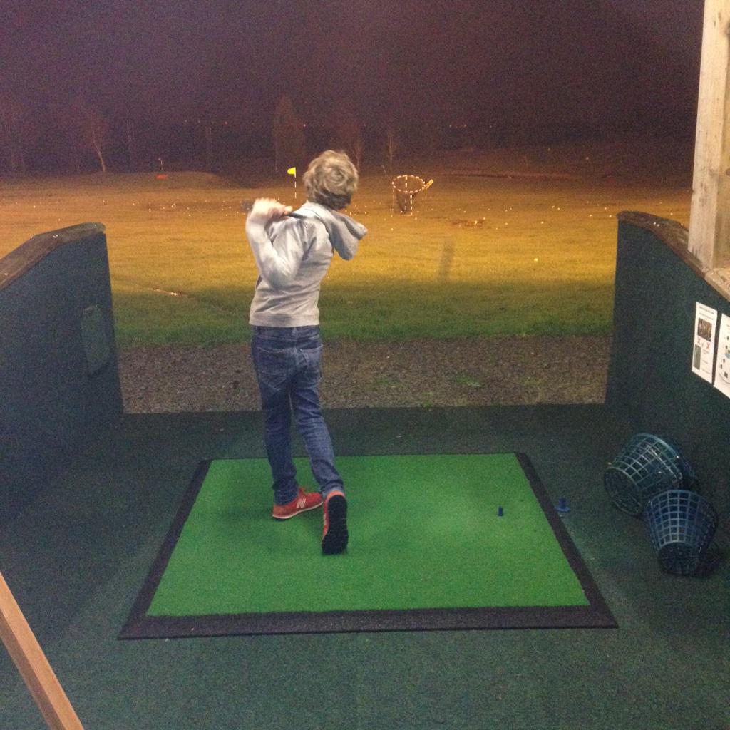 RPGCJuniorgolf's tweet photo. Sideways rain won't stop these boys(: #preparing for the season...@RPGCJuniorgolf http://t.co/zMC1s98F2c