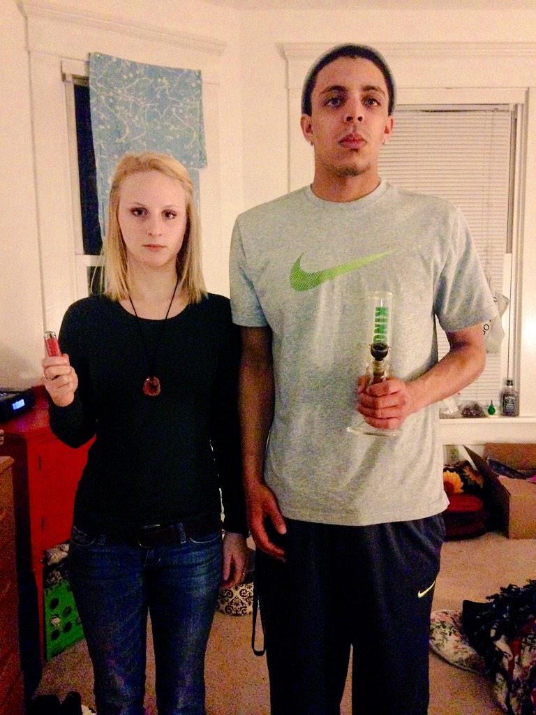 weezywithanass's tweet photo. #tbt to that one time @squaaad7 and I tried to do a modern #americangothic #kingvolcano http://t.co/mCwIujILXP