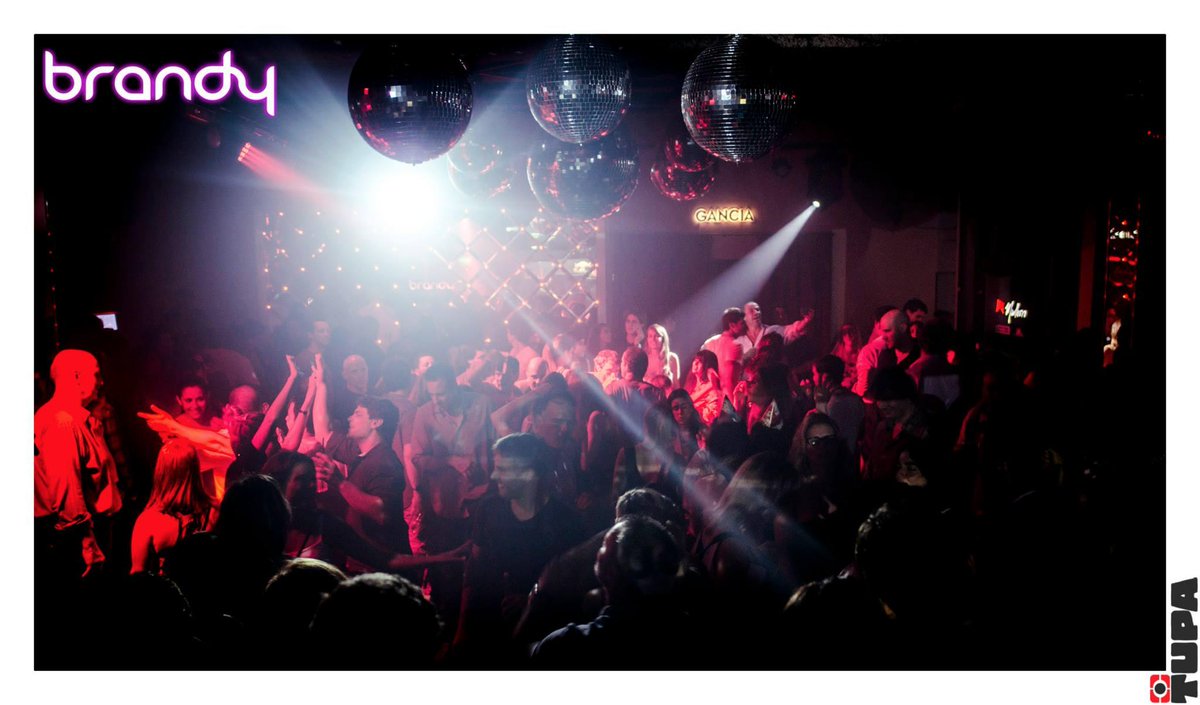 FranNarvajaPR's tweet photo. Hoy último @BrandyLounge los esperamos a todos para disfrutar una noche imperdible! #SanIsidro #AfterOffice http://t.co/KBBmfF2dHu