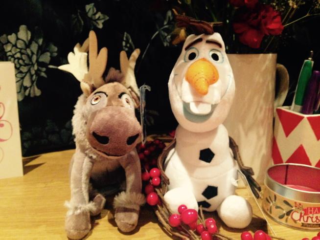 Happy_Homemade's tweet photo. Can't wait to see the look on the face of the little boy that opens these on #Christmas! #letitgo #Frozen #lbloggers http://t.co/7fsKJR9cX5