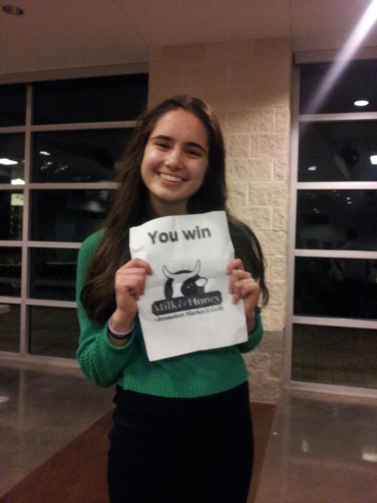 MbtRabbi's tweet photo. Look at this happy winning scavenger. #yavnehchanukahparty http://t.co/p6MfcZqJHk
