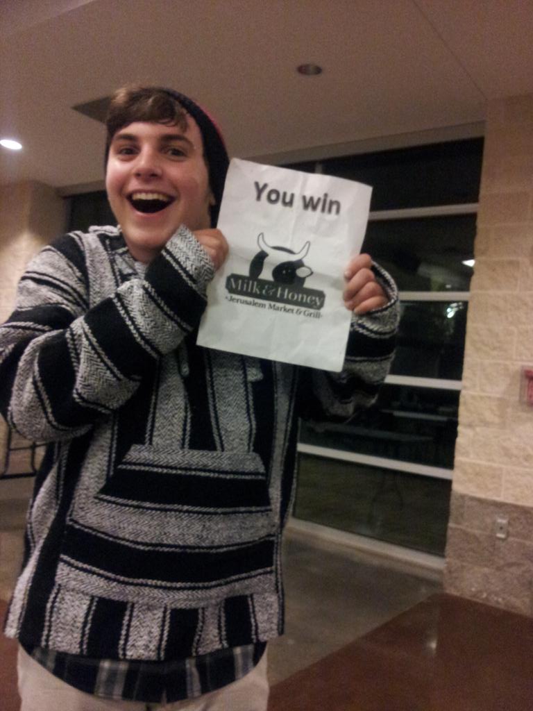 MbtRabbi's tweet photo. Look at this happy second place scavenger. #yavnehchanukahparty http://t.co/odH1ekZox6