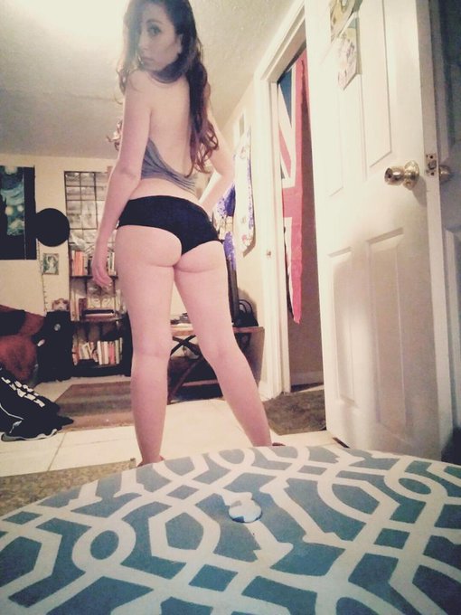 Dat ass doe http://t.co/Gp9K50Wo7T<a href="/tag/camgirl"class="tags"><span>#camgirl</span></a><a href="/tag/sexytime"class="tags"><span>#sexytime</span></a>