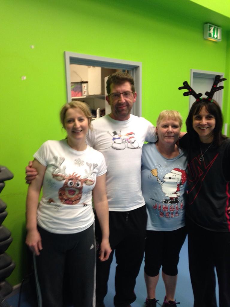SteveMavin's tweet image. Christmas Pilate's with Amanda @sueninelifes and Andrea the best ever Pilates instructor @eaHenbury. Merry Christmas.