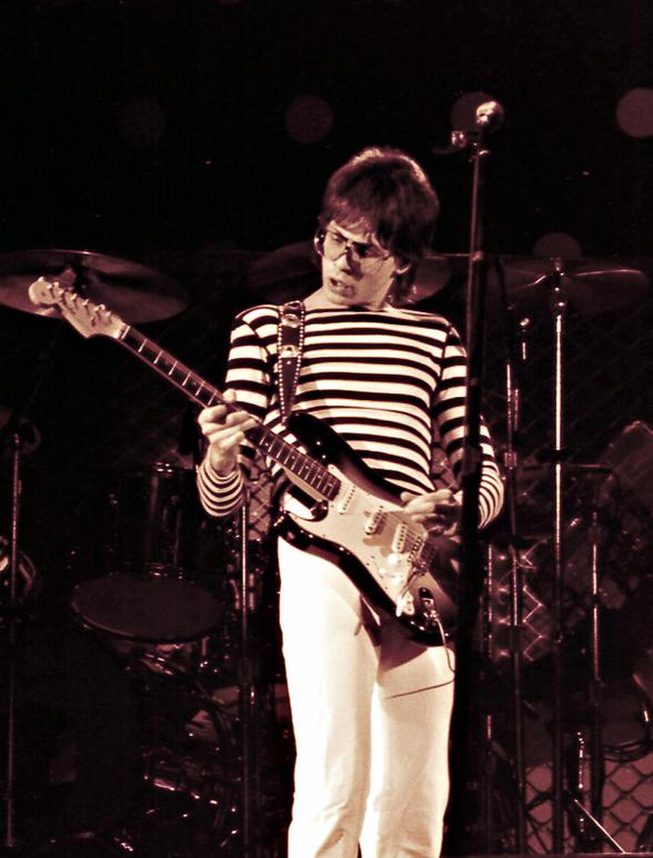 HAPPY BIRTHDAY Elliot Easton!!! 