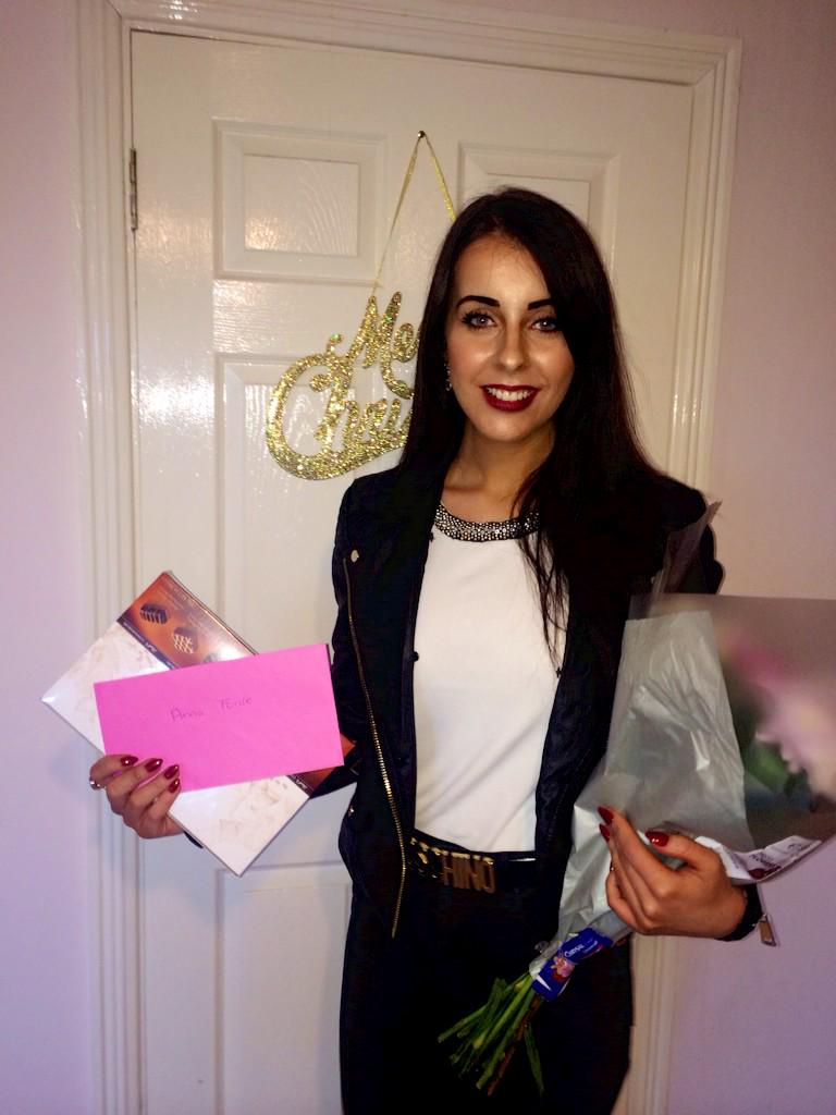 BeautySuiteTuam's tweet photo. Thank You to the 5th yr mercy girls for my treats,pleasure to be invited to speak to u all at your entrepreneur event http://t.co/62jKBlOKl1