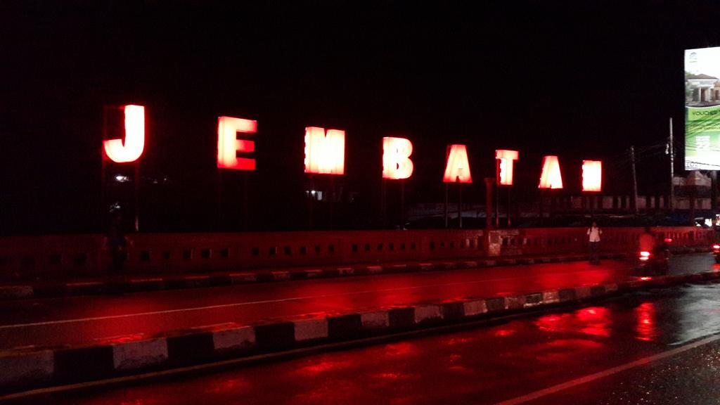 jembatan merah bogor
