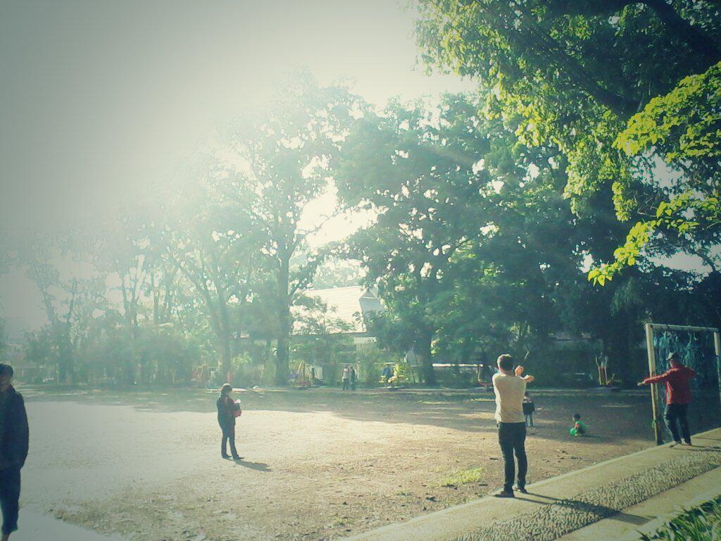 RT <a href="/kikidoanc/">Kiki Rudiansyah</a>: Jumat Sehat di Taman Fitnes Teuku Umar. Urang Bandung sehat. Urang Bandung Juara!