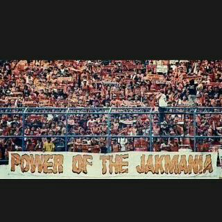 Ultras_Sector5's tweet photo. US5 part of The Jakmania #Kam17akmania #GuePersija http://t.co/V6hAJGEKkG