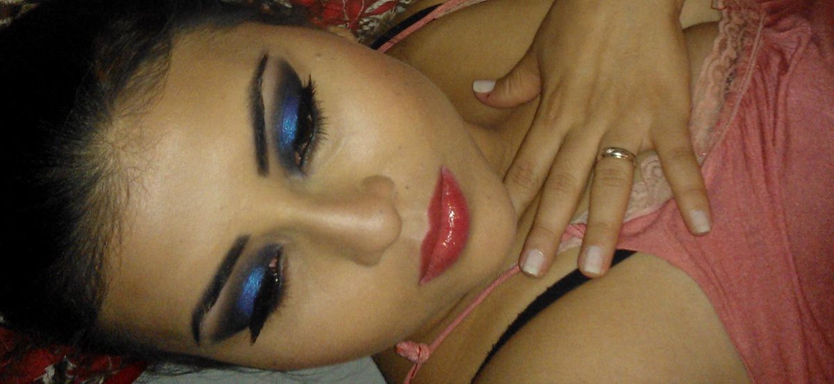 @ElisaLezmeMakeUp tweet media
