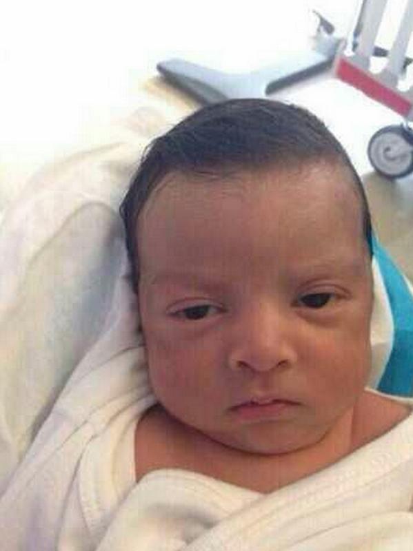 Will_Anderson_2's tweet photo. “@awkwardposts: This baby a whole 7 mins old  already fed up with life http://t.co/K8nGqtrwHQ”@BrownHolden me at birth