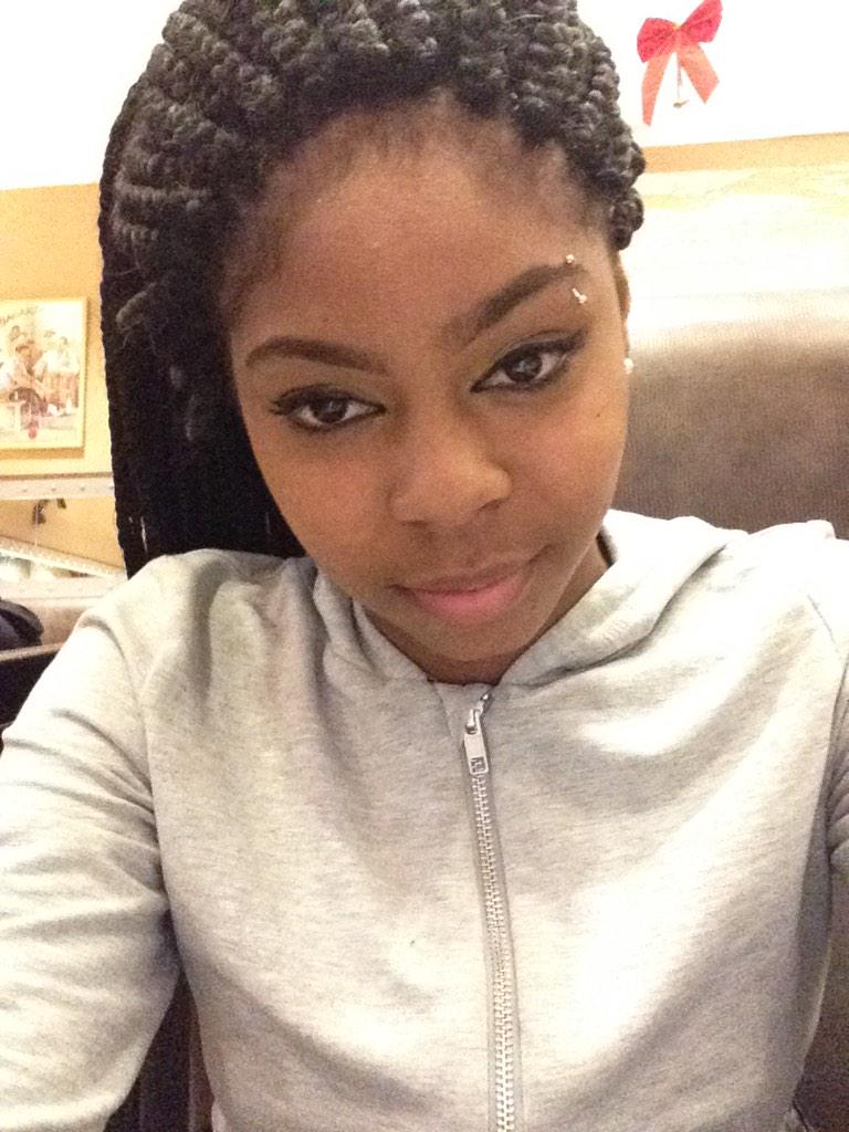 MillieLoMom's tweet photo. Bored 💕 http://t.co/Y3coafTUrU