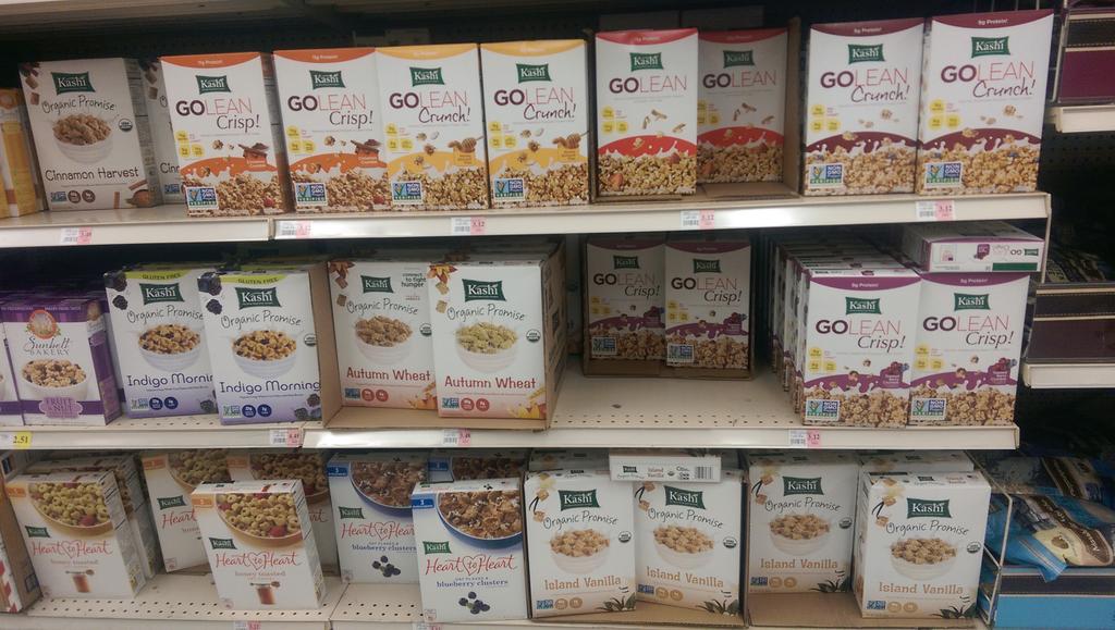 thebestofbelle's tweet photo. Trying to buy cereal and realized that at one time @DjHanik said this was where I'd find my soulmate #kashigolean http://t.co/BkT228z8jm