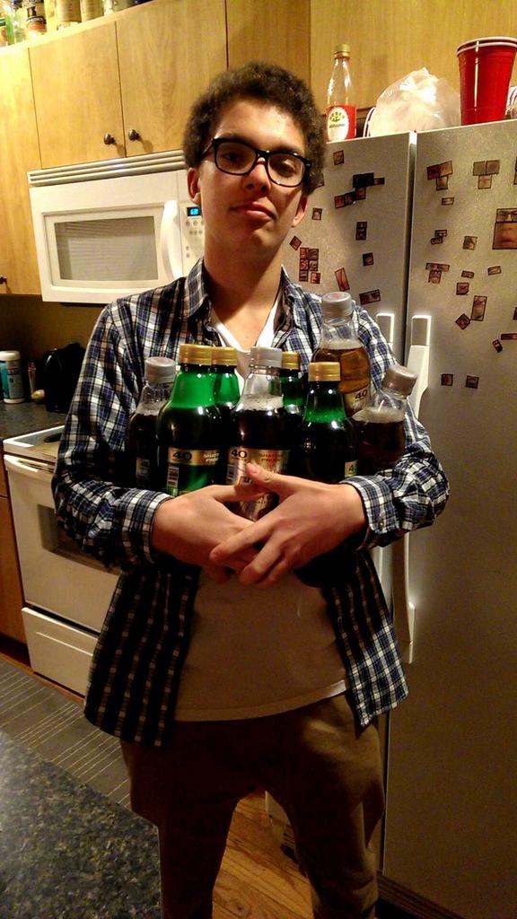 CharlieBitMe26's tweet image. D-40 @BROman14