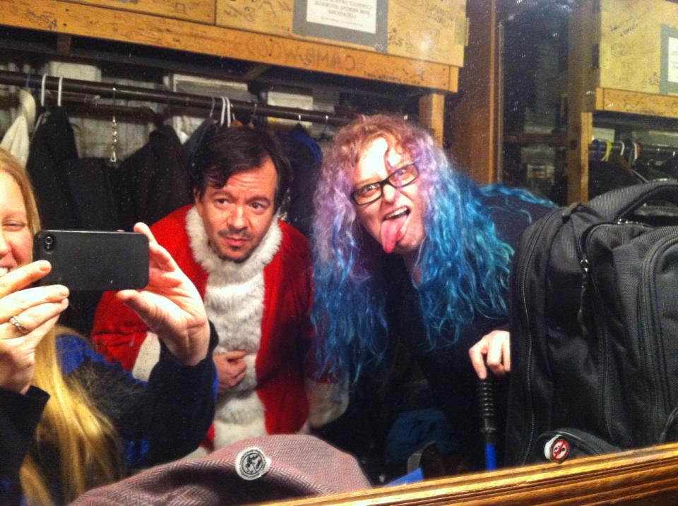 foulmouthgirl's tweet photo. Backstage at #yogaChristmas #7annual #santa #christmasshows #horsetrade http://t.co/p0wjmVD0J0