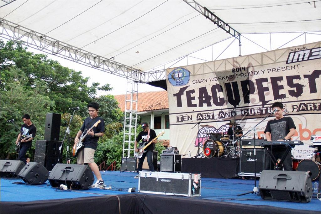 Terimakasih banyak atas waktunya <a href="/PWGofficial/">Pee Wee Gaskins</a> #TeaCupFest14 #SMAN10BEKASI