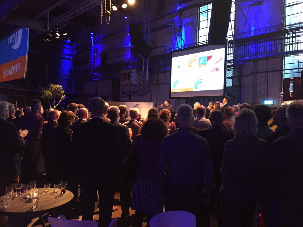 Goed optreden van <a href="/sjefengelbart/">sjefengelbart</a>, beter dan Mick Jagger himself aldus <a href="/AndrTimm/">André Timmermans</a>. #inthepocket