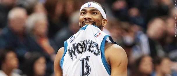 NBAcom's tweet image. .@CoreyBrewer13&apos;s (no call) travel lands him on @SHAQ&apos;s latest list of court gaffes: on.nba.com/1zb6m2V