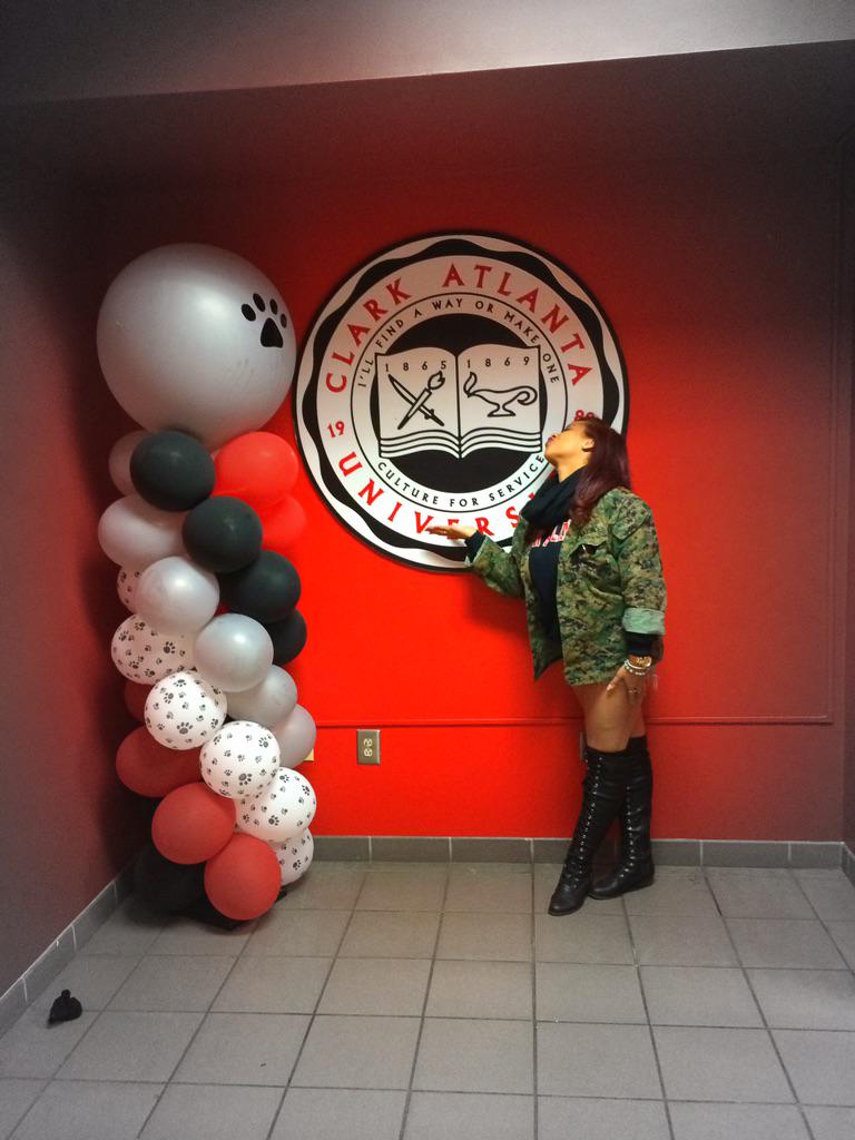BrittneyBailey_'s tweet photo. #tbt #HC2014 #CAU #FindaWayorMAKEone #i❤️my🐾 http://t.co/atnOYQTeD1