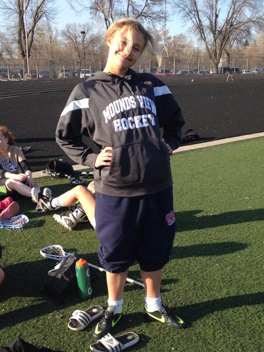 lilredmond18's tweet photo. Happy birthday to the most athletic girl I know #D1 #puckislife #foryounotme #icantskate #lylas http://t.co/8qGPPDXEfF