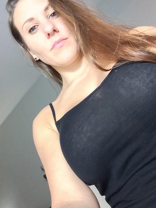 On cam http://t.co/eBcqHAbBoJ http://t.co/sc13BVMDjt<a href="/tag/footfetish"class="tags"><span>#footfetish</span></a>