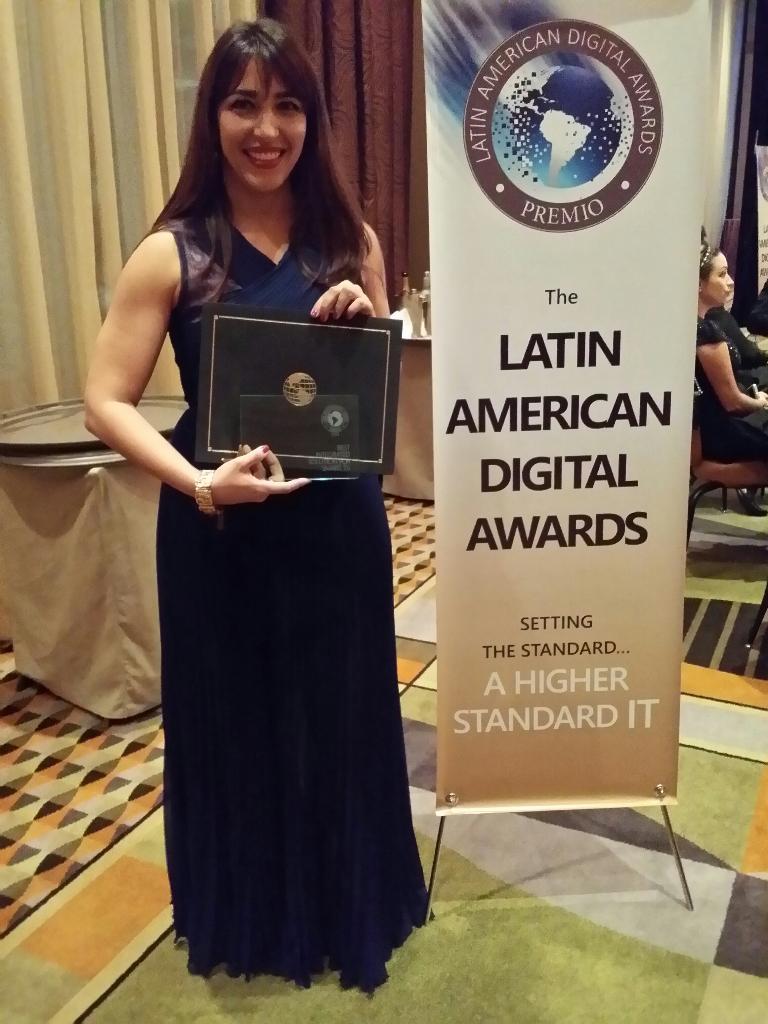 Tibri28's tweet photo. And Surface Pro 3 scores as the Best Tablet for professionals! #LADA2014 http://t.co/Gef5ov435C
