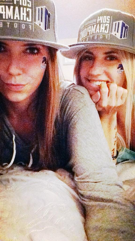 kelseymesser's tweet photo. Old Broncos, New Hats 👅🐴💙 http://t.co/RpjH7UlPE2