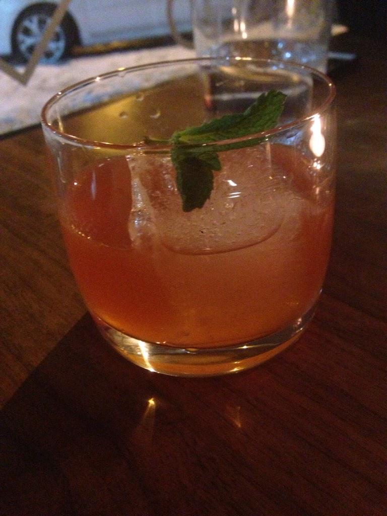 StephanoTailor's tweet image. Finally got a chance to try @BlazerMack &apos;s drink @faunaottawa great place. Thnks for the suggestion. #clientadvice