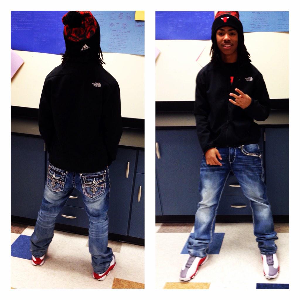 almightywilson2's tweet photo. SomeSlight🔥👿 where the 👑 at cuz I been doin this💯#EST97 http://t.co/TwSW0H59YE