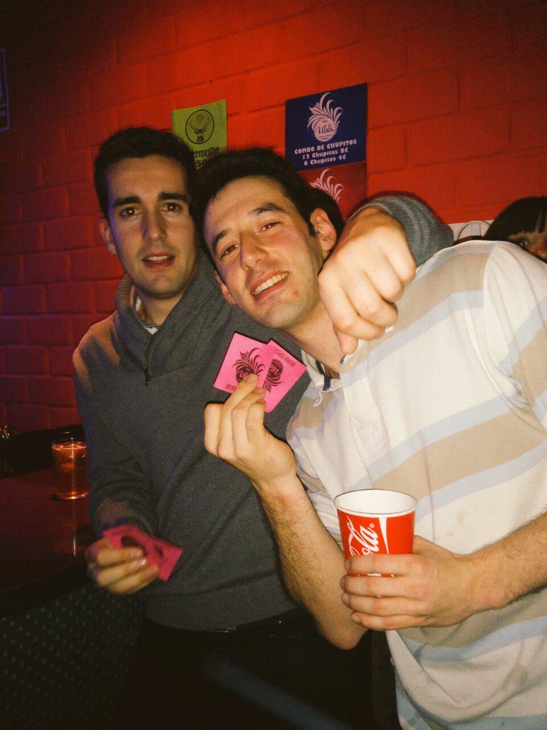 Magisterionight's tweet photo. Estos fueron nuestros ganadores de beerpong!
Nos vemos en enero en @UlalaZamora 
Feliz navidad a todos! http://t.co/Q4L2Mjn1A2