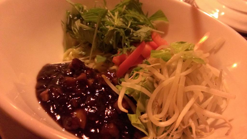 9014A's tweet photo. 岡崎まぜめん巡り。

アジア食堂 亜cha:la(材木町) http://t.co/0VrvqBujDp