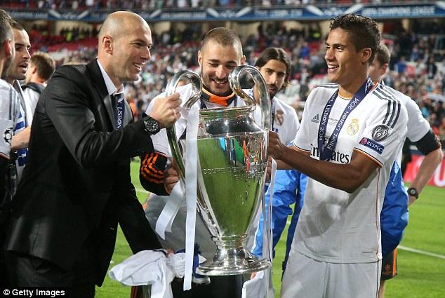 Happy birthday to the word best striker Karim Benzema      
