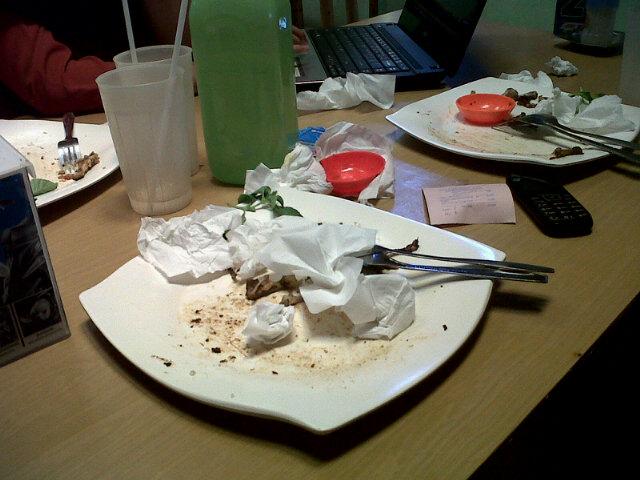 Raja Ayam Bakar <a href="/rizki_agata/">Rizki Fadilah Nisa</a> dan @novita_lezz . Kenyang :D