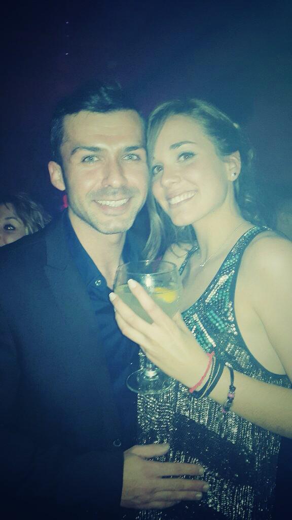 DailyTeaPage's tweet photo. Con la finalista Alejandra después de la final de GH15 de fiestuky en #laposada @Albertodelacru http://t.co/4I7RgK16BT