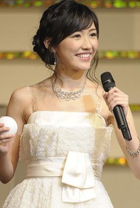 AKB48 ウエディングドレス5枚2種 花嫁 君にウエディングを… 渡辺麻友さん