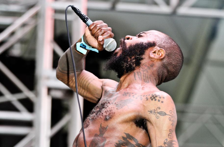 12 bands who sadly split up in 2014 nmem.ag/Ga3rX