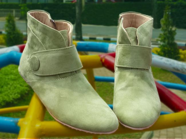 LapakSepatuID_'s tweet photo. Follow @LapakSepatuID
Sepatu Wanita - MM Shoes
CUMA Rp. 180.000
klik: http://t.co/8ZaUcmH49N
#BSWNET_Cemburu http://t.co/F9RpOEShND