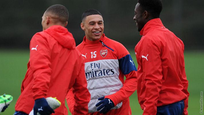Arsenal's tweet photo. TEAM NEWS: @_nachomonreal, @theowalcott and @Alex_OxChambo to be assessed tomorrow. Koscielny is out http://t.co/7yaSPWXyEN