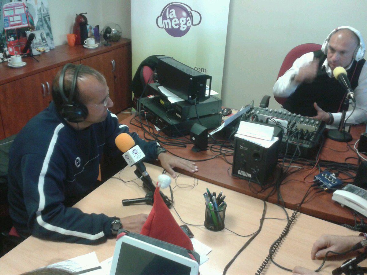 Hoy nos visita <a href="/PmulaGr/">Fco Javier Mula</a> un auténtico profesional del deporte en general y del atletismo en particular. Todo un lujo!