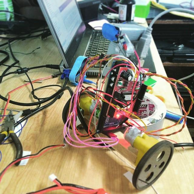 insta_arduino's tweet image. ift.tt/1GYqUel - Almost there. #arduino #balancingRobot by bienitoburrito @ ift.tt/1GYmqEy