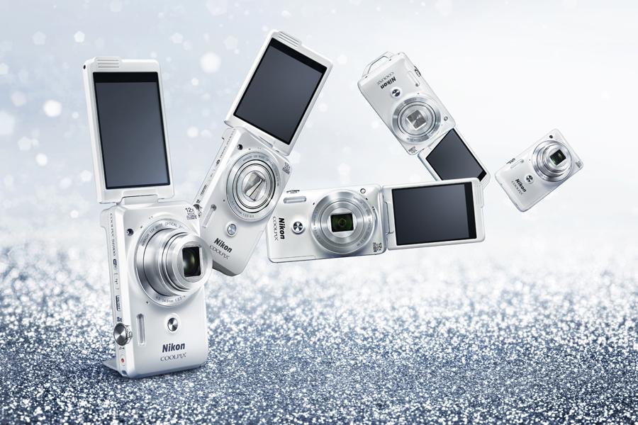 SHAPEgermany's tweet photo. Unser großartiger Gewinn heute im Shape.de-Adventskalender: Drei Nikon Coolpix S6900! http://t.co/Ze5PXaXYSL http://t.co/k3CQcqsS6F