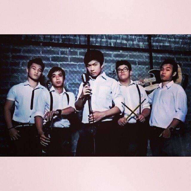 Presenting the guest star of Friendship Night 2014: SECRET, Recall Band! 🎤🎸🎹🎶 #RevealingSECRET <a href="/RecallOfficial7/">Recall Official</a>