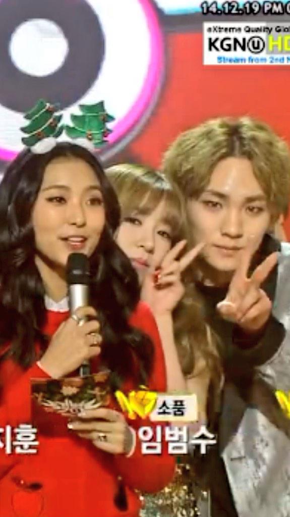 nanaxgie_'s tweet photo. เเย่งซีนตัลล๊อดดดดดดด 555555555555555 ✌️✌️✌️✌️✌️ #keyfany #key #fany #bora http://t.co/7iLw38u8EN