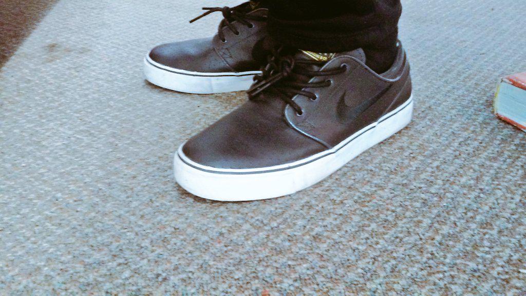 _therealjohnmay's tweet image. These shoes are just perfect