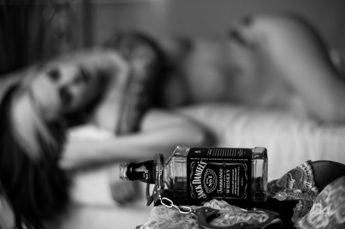 Drink responsibly this xmas ? pic by @jrtvintage @JackDaniels_US #Christmas #FriFotos #MadFriday @FanofPage3
